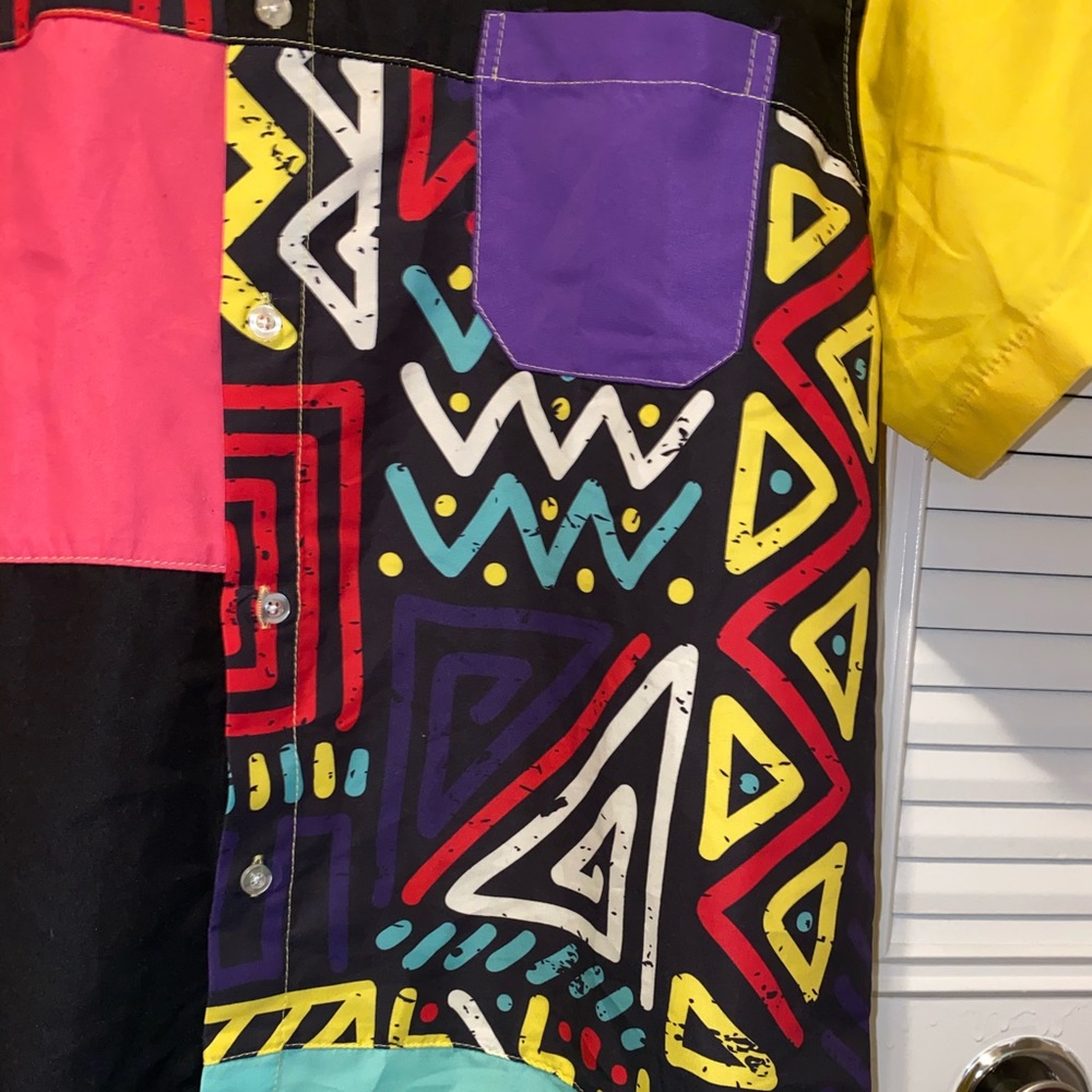 Color block button up - Picture 4 of 9